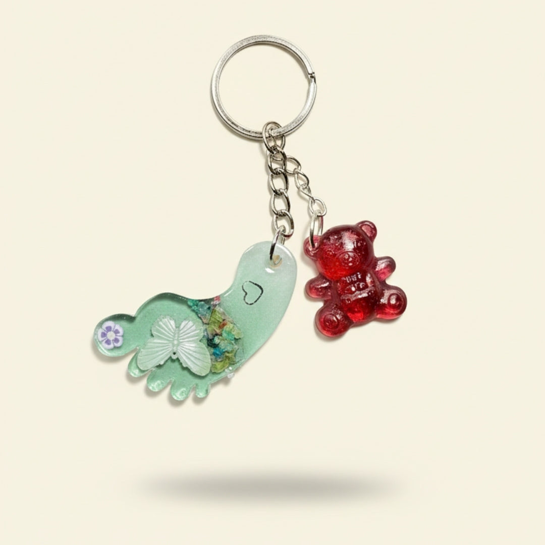 Ayak İzi Epoksi Anahtarlık | Moments Serisi – El Yapımı Özel Tasarım